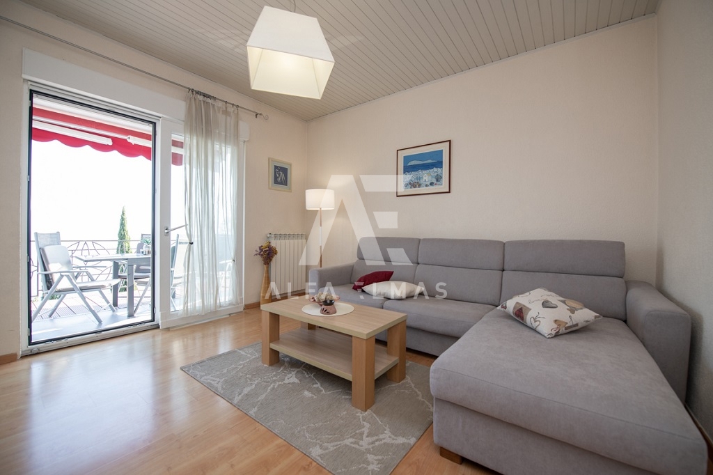 Opatija,stanovanje v prvem nadstropju s čudovitim pogledom na morje!! ID 327 