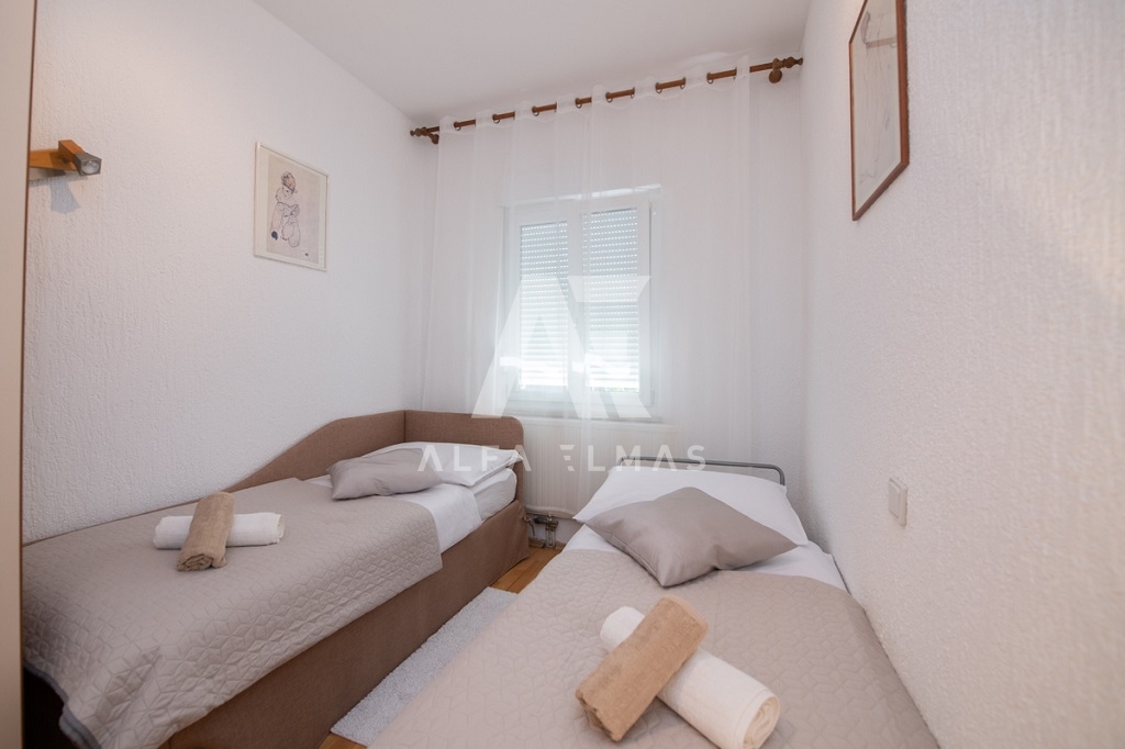Opatija,stanovanje v prvem nadstropju s čudovitim pogledom na morje!! ID 327 