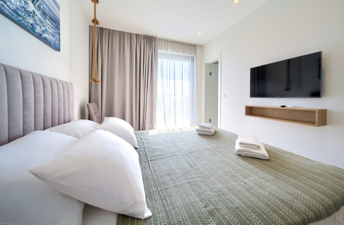 Krk, okolica, luksuzna vila z bazenom na mirni lokaciji!! ID 384