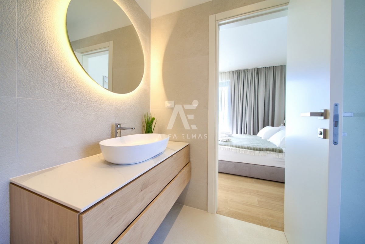 Krk, okolica, luksuzna vila z bazenom na mirni lokaciji!! ID 384