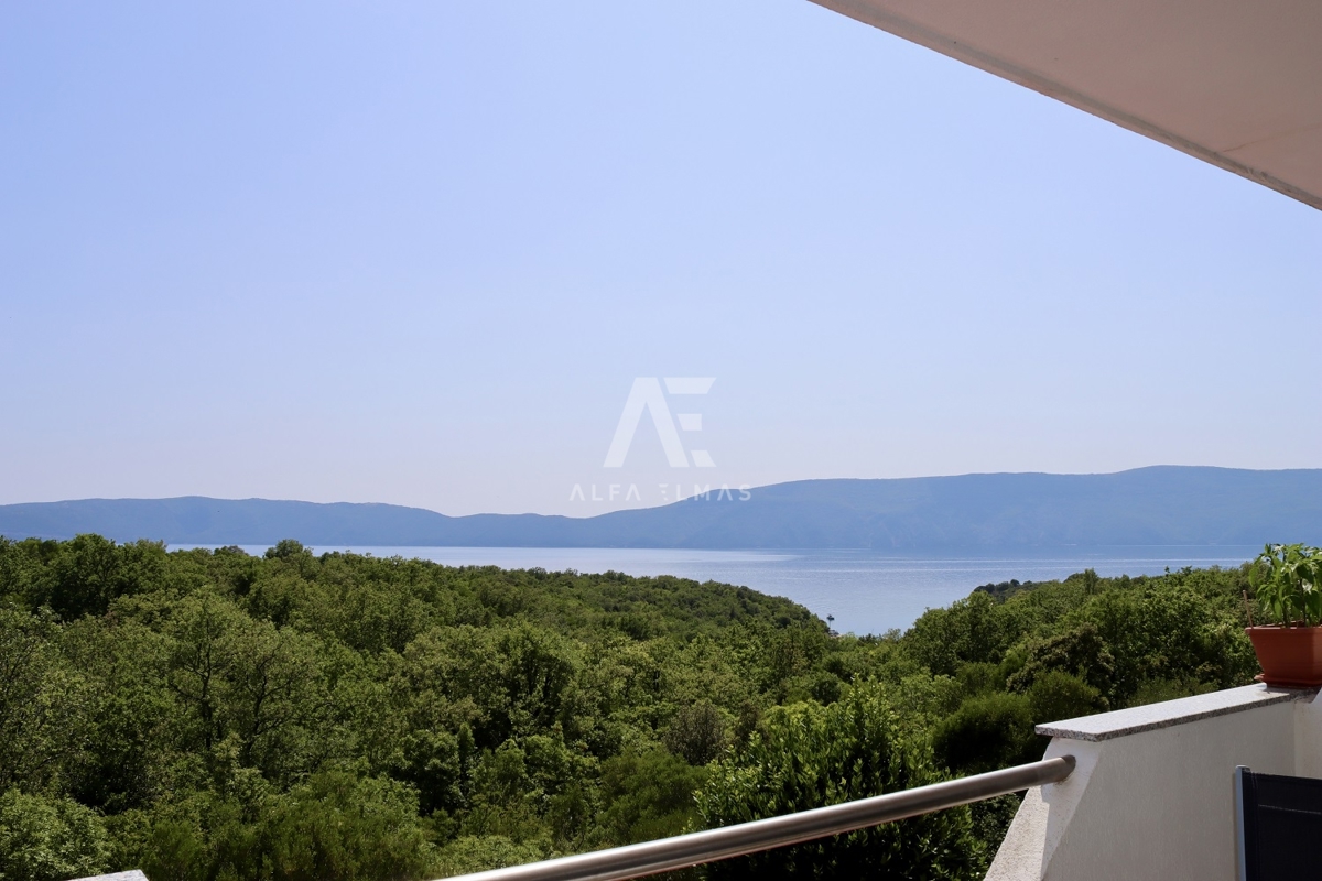 Krk, okolica, privlačen apartma s čudovitim pogledom na morje in naravo! ID 55
