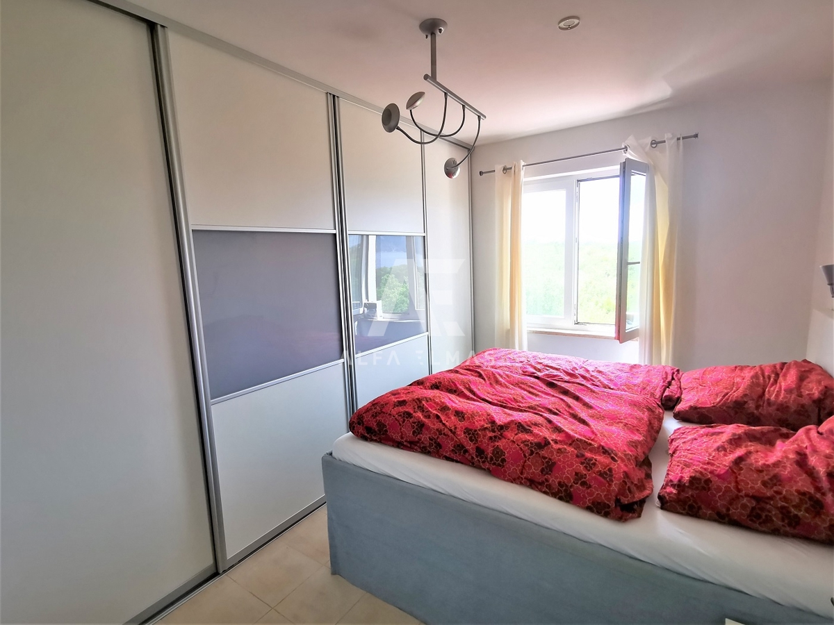 Krk, okolica, privlačen apartma s čudovitim pogledom na morje in naravo! ID 55
