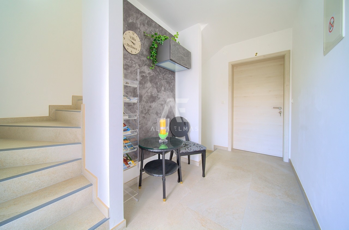 Sodoben apartma na Krku s pogledom na morje! ID 570