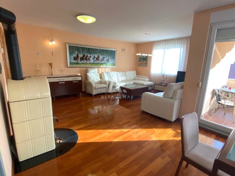 Apartment with a sea view in Rešetari, Kastav - ID 588