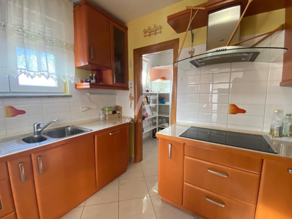 Apartment with a sea view in Rešetari, Kastav - ID 588
