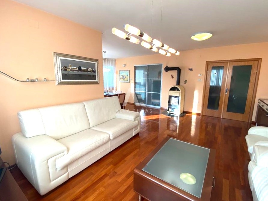Apartment with a sea view in Rešetari, Kastav - ID 588