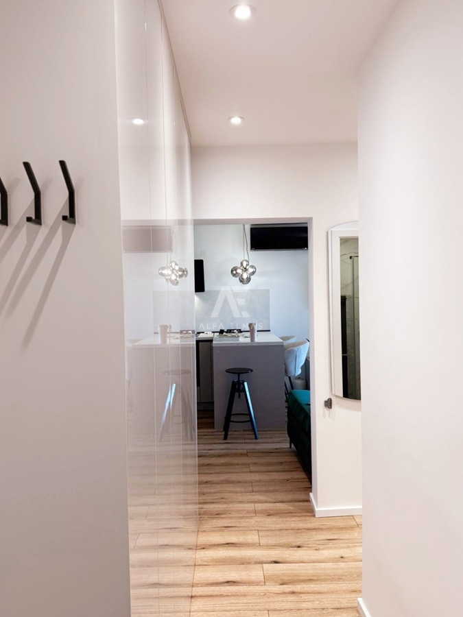 Krk, opremljeno stanovanje z balkonom! ID 596