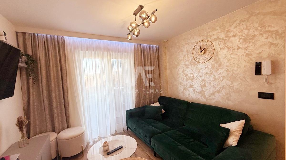 Krk, opremljeno stanovanje z balkonom! ID 596