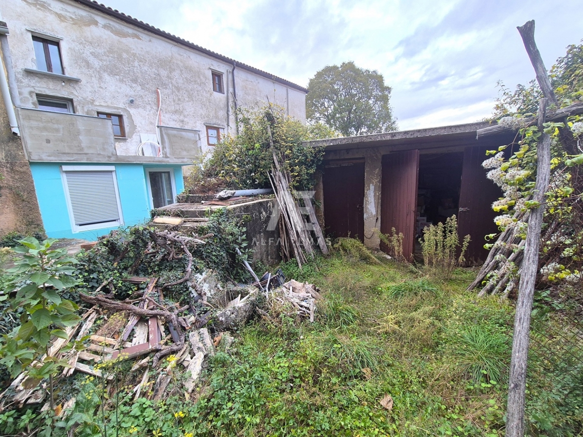 Dobrinj, okolica, kamnita hiša dvojček za obnovo! ID 617