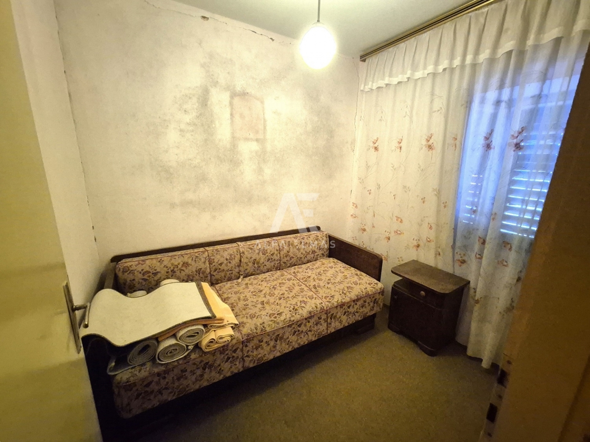 Dobrinj, okolica, kamnita hiša dvojček za obnovo! ID 617