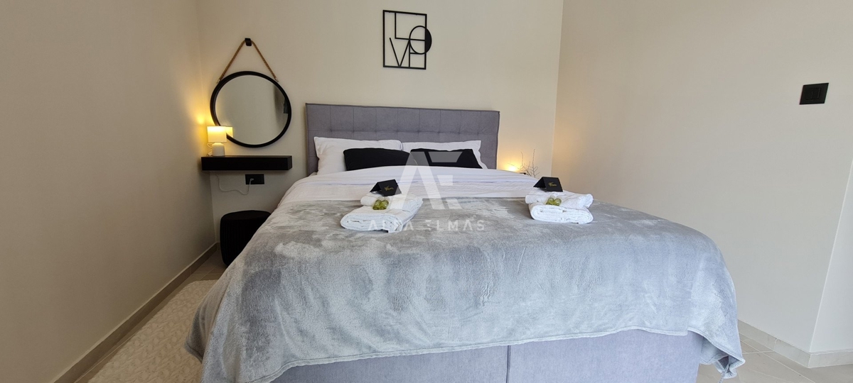 Vrbnik, na prodaj moderna vila z bazenom v mirnem okolju