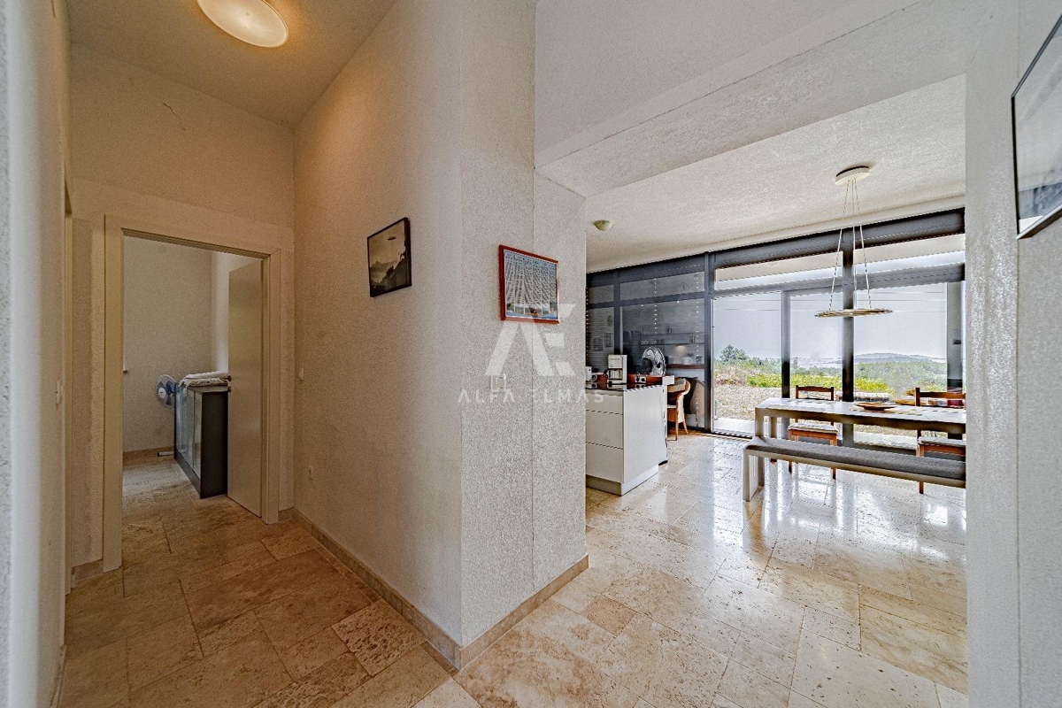 Orebić, samostatne stojaci dom s tromi bytmi! Výhľad na more! ID 655