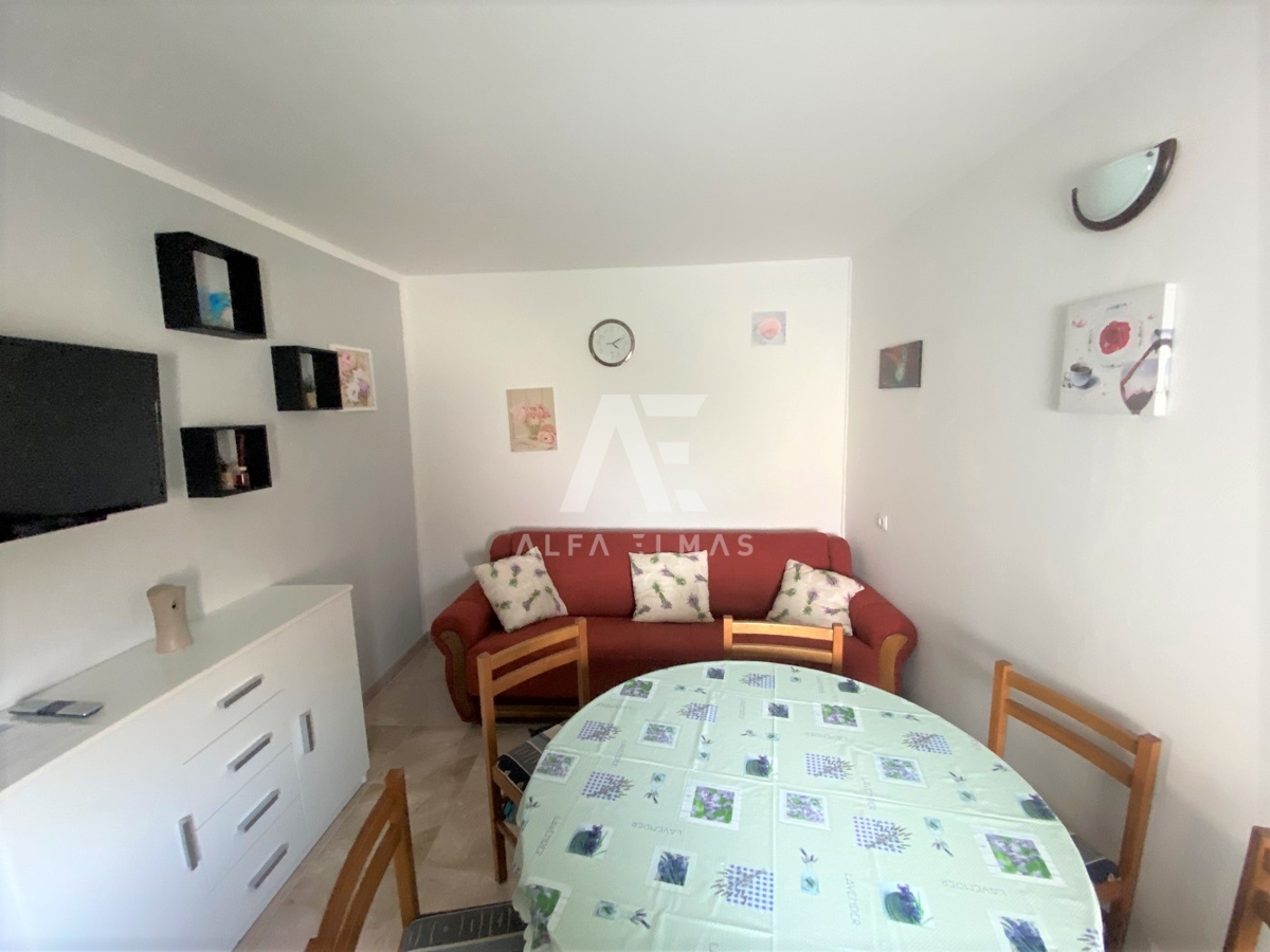 Malinska, okolica, dvojček s 5 apartmaji! ID 266