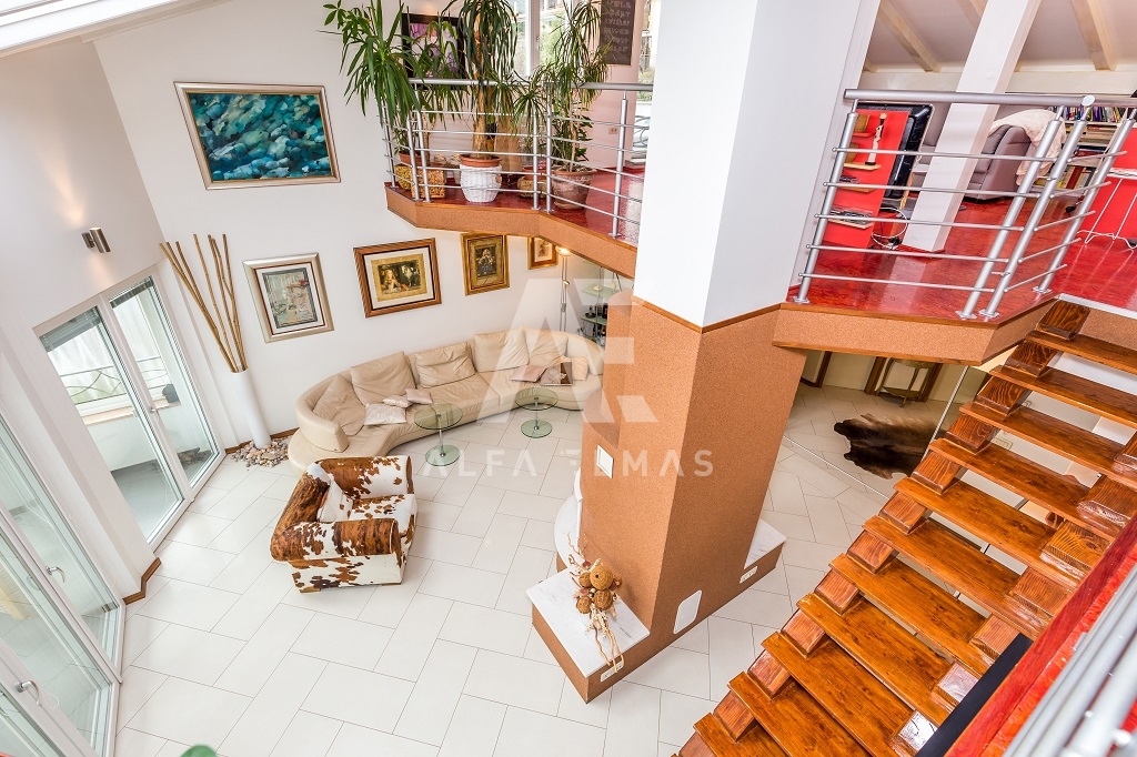 Opatija, moderen Penthouse pogledom na morje! ID 326