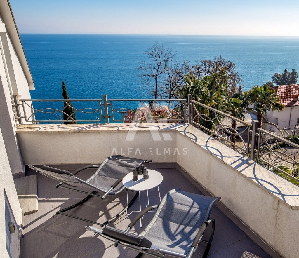 Opatija, moderen Penthouse pogledom na morje! ID 326