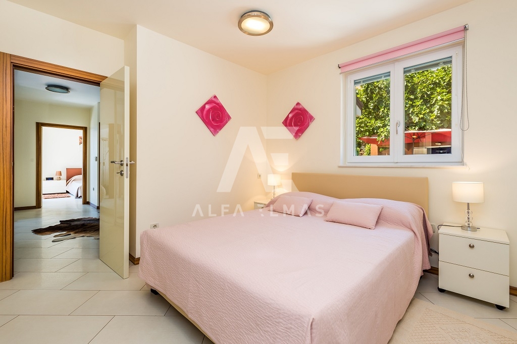 Opatija, moderen Penthouse pogledom na morje! ID 326
