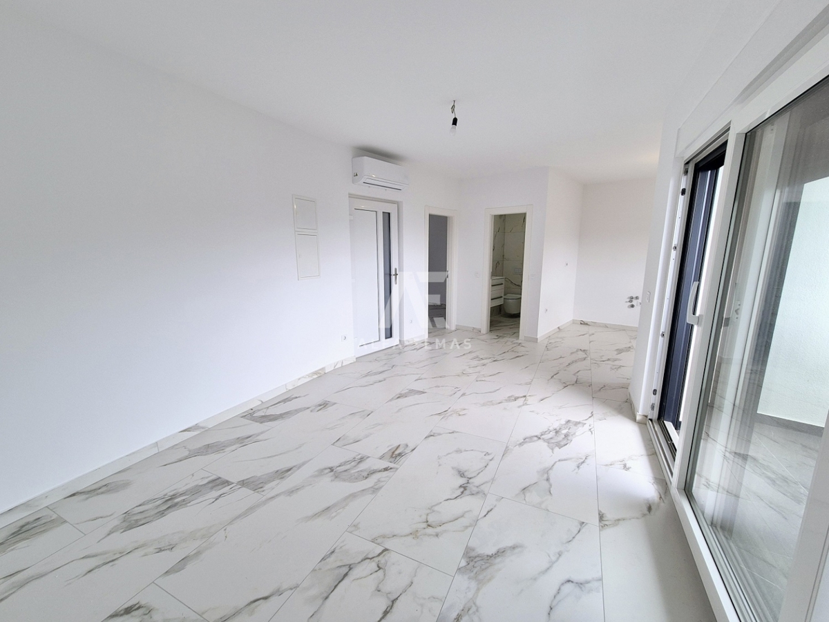 Čižići, atraktiven apartma s pogledom na morje! ID 545