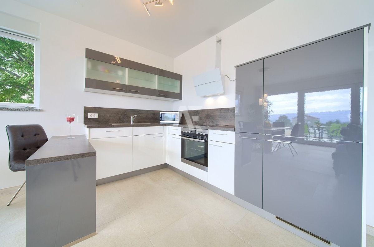 Moderen apartma na Krku s pogledom na morje ID 569