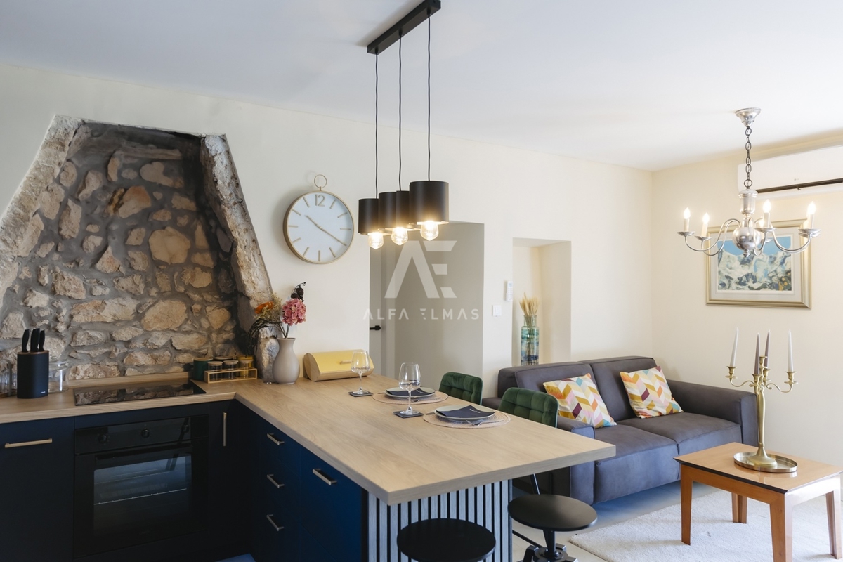 Hiša Malinska, Prenovljena kamnita hiša s pogledom na morje ID 629