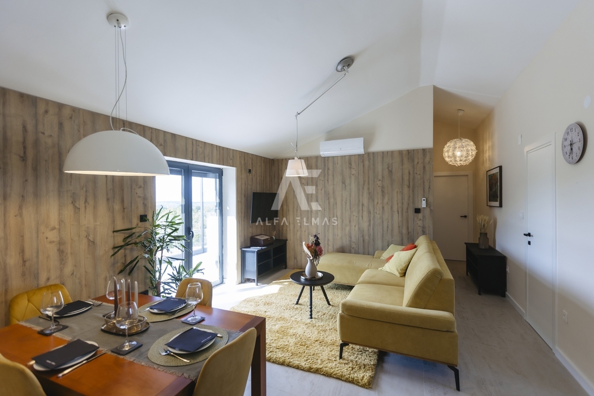 Hiša Malinska, Prenovljena kamnita hiša s pogledom na morje ID 629