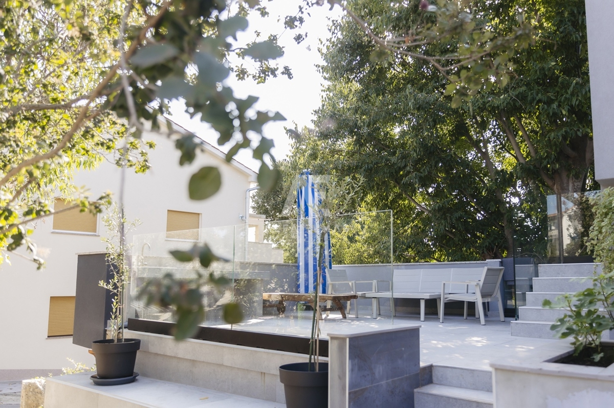 Hiša Malinska, Prenovljena kamnita hiša s pogledom na morje ID 629