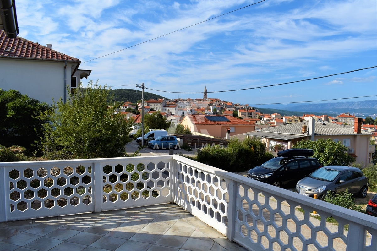 Vrbnik, Hiša s pogledom na morje v bližini vseh vsebin! ID 94