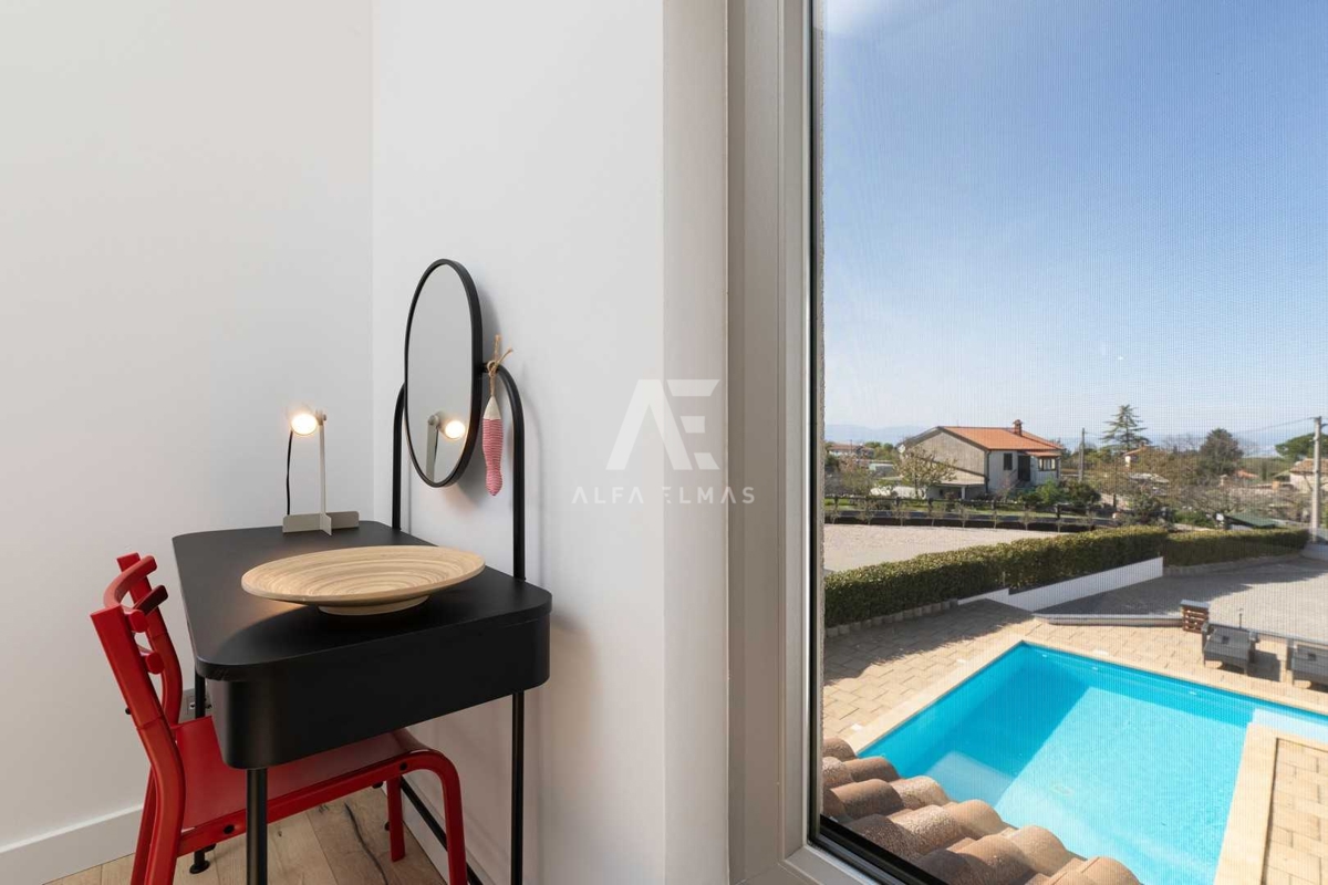 Malinska, okolica, luksuzna vila z bazenom in pogledom na morje! ID 115