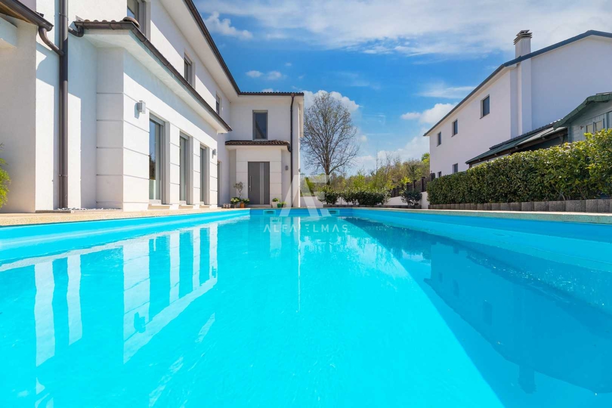 Malinska, okolica, luksuzna vila z bazenom in pogledom na morje! ID 115