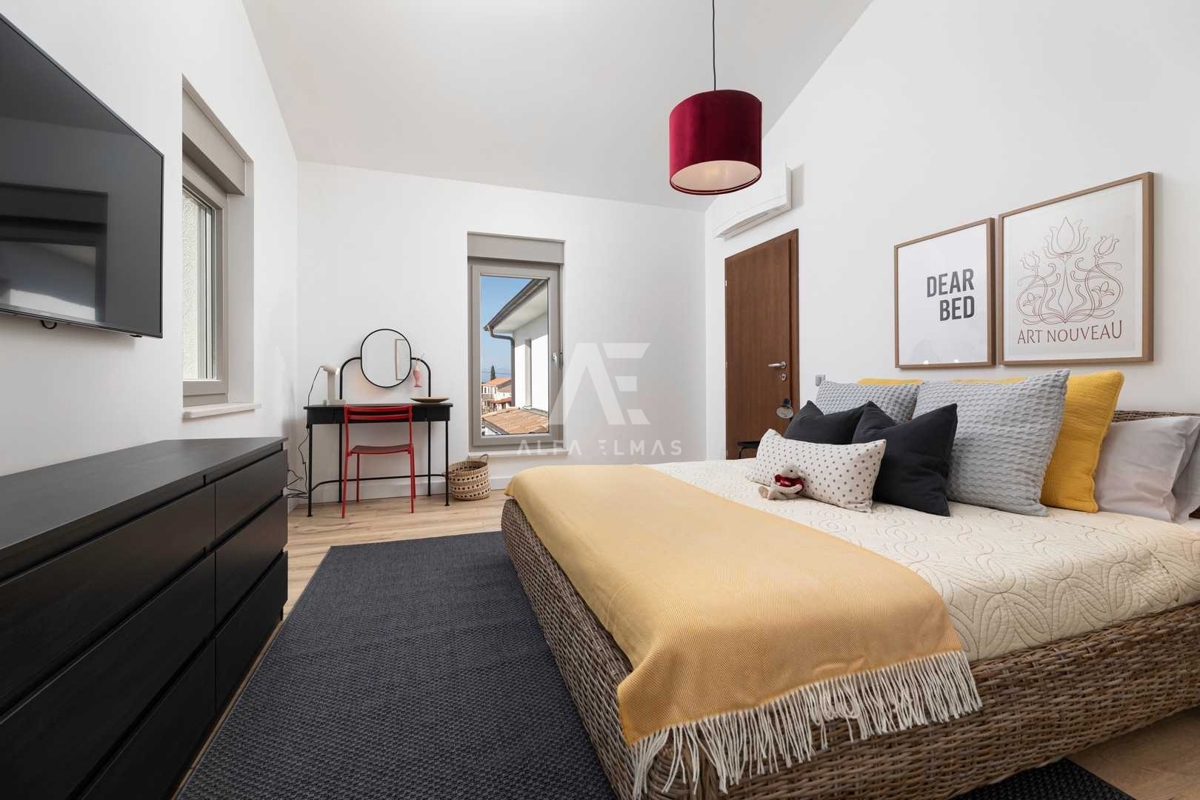 Malinska, okolica, luksuzna vila z bazenom in pogledom na morje! ID 115