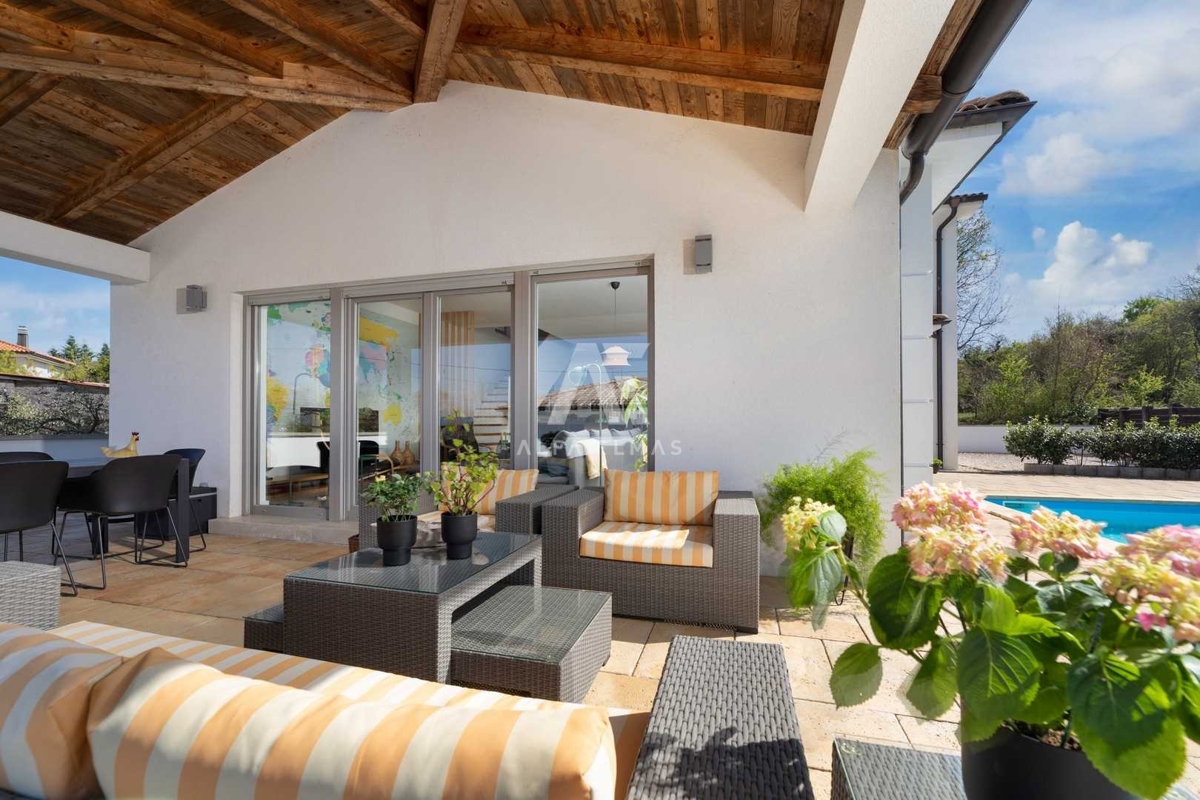 Malinska, okolica, luksuzna vila z bazenom in pogledom na morje! ID 115