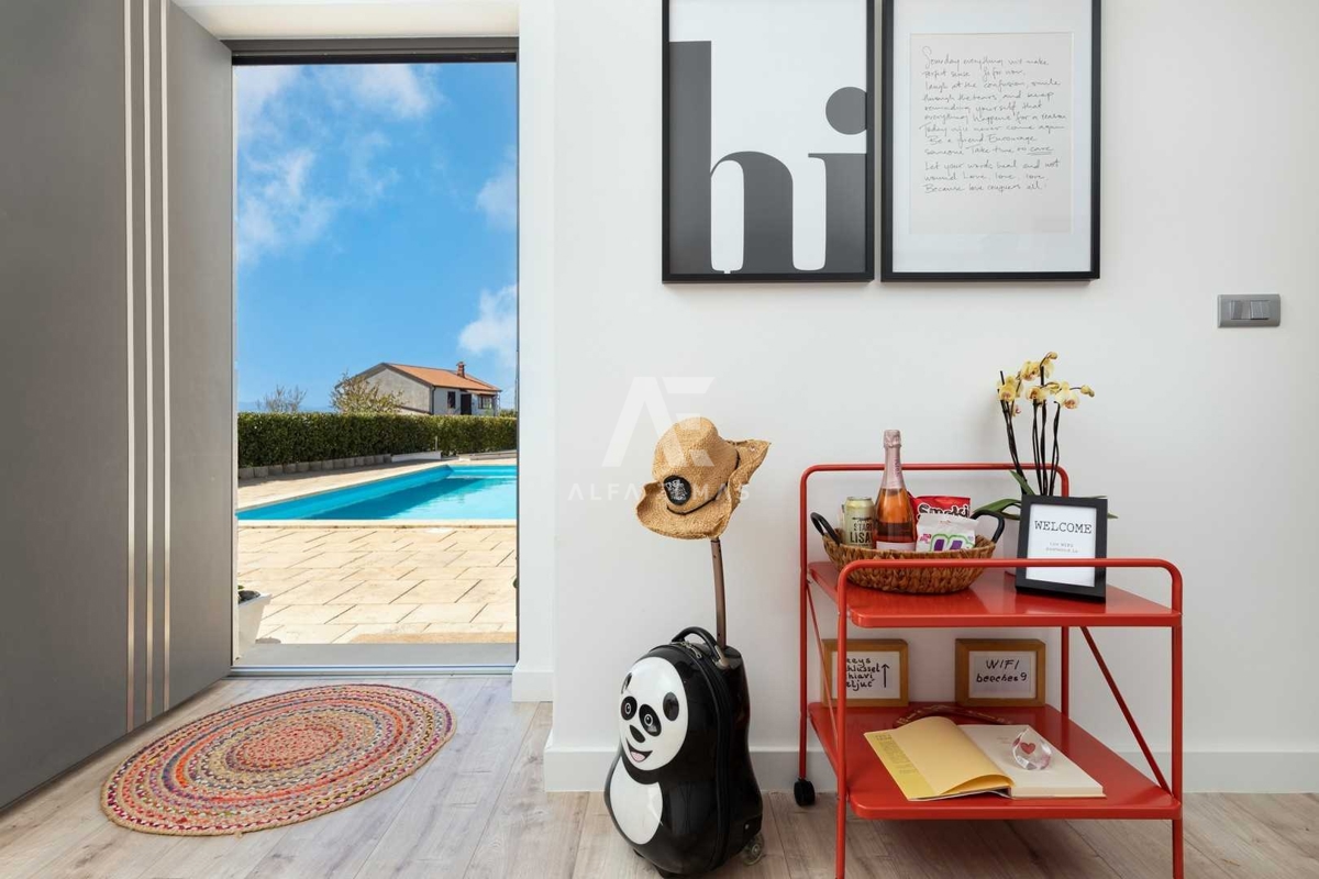 Malinska, okolica, luksuzna vila z bazenom in pogledom na morje! ID 115