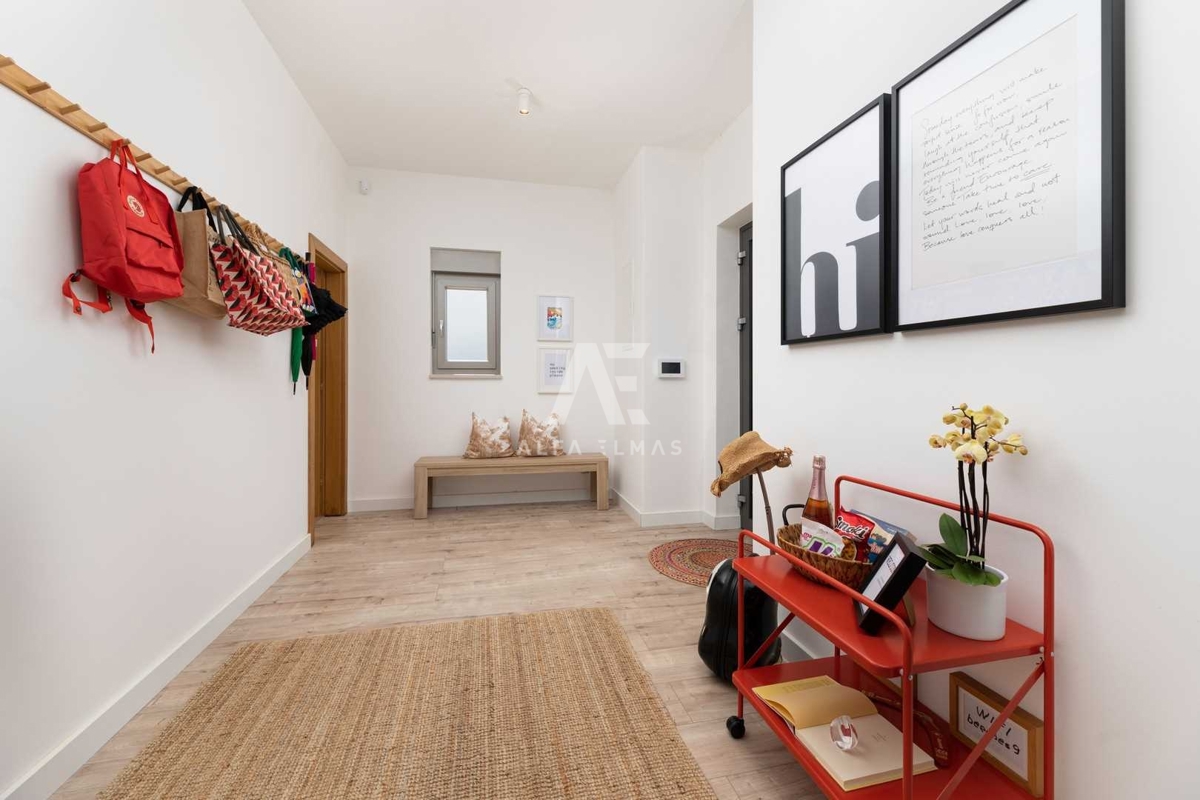 Malinska, okolica, luksuzna vila z bazenom in pogledom na morje! ID 115