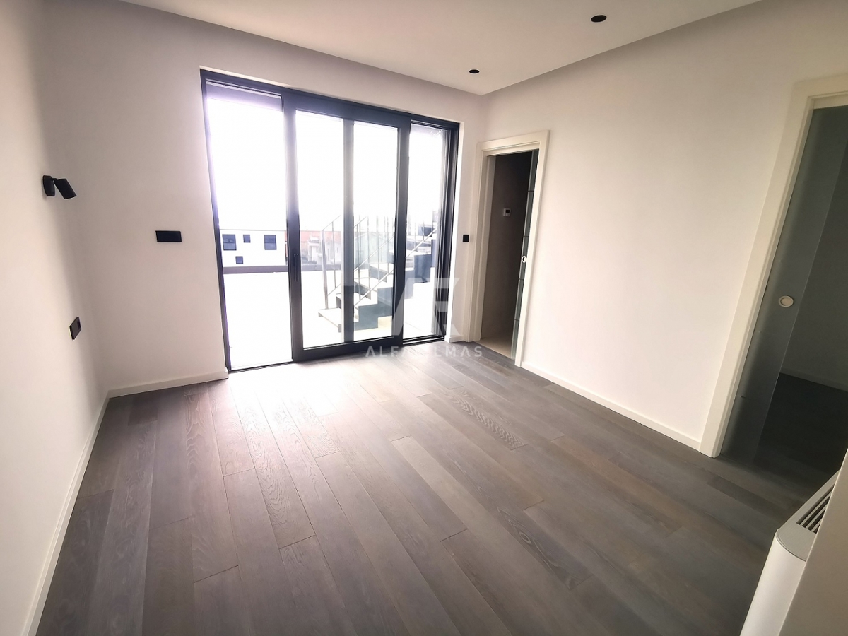 Krk, luksuzni penthouse z bazenom in čudovitim pogledom na morje!! ID 319