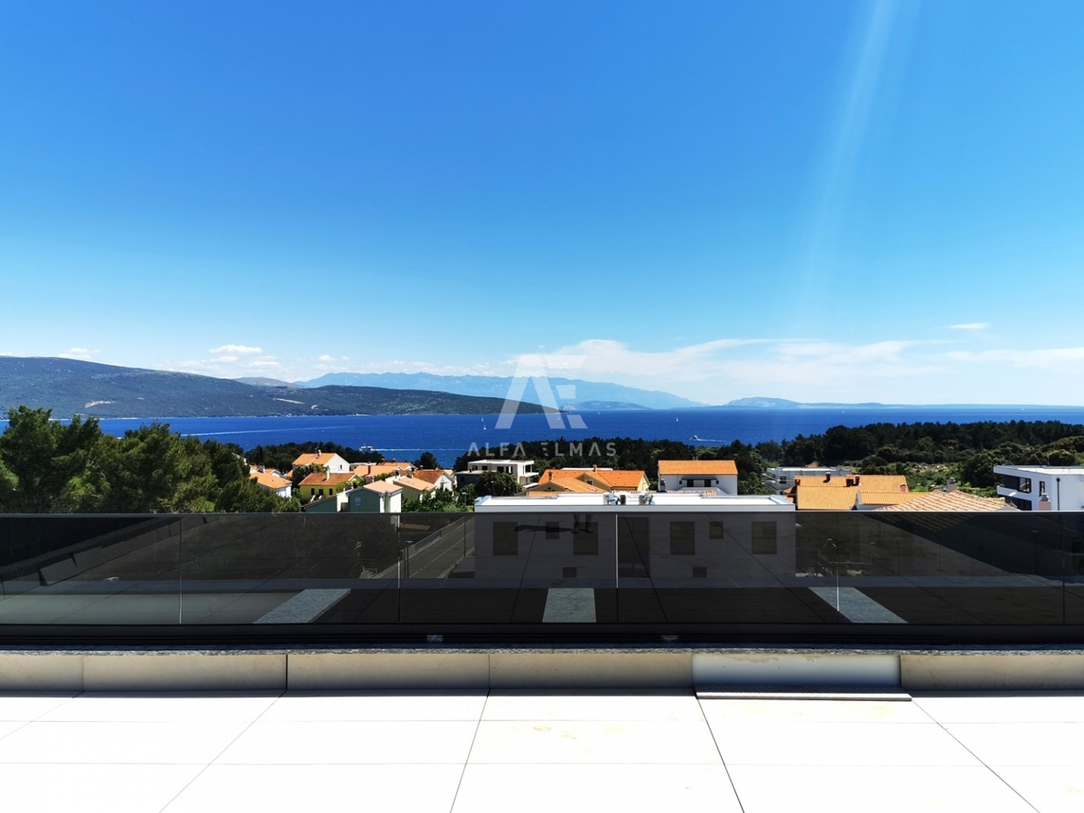 Krk, luksuzni penthouse z bazenom in čudovitim pogledom na morje!! ID 319