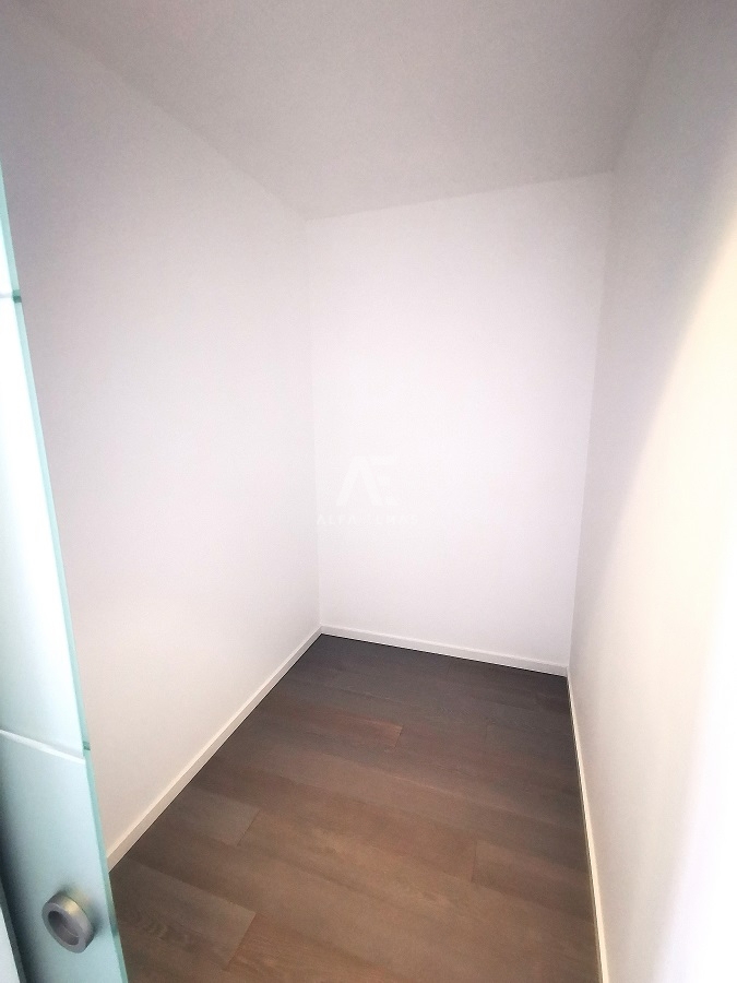 Krk, luksuzni penthouse z bazenom in čudovitim pogledom na morje!! ID 319