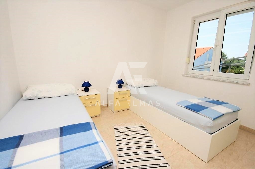 Krk, okolica, hiša za turistični najem s pogledom na morje!! ID 426