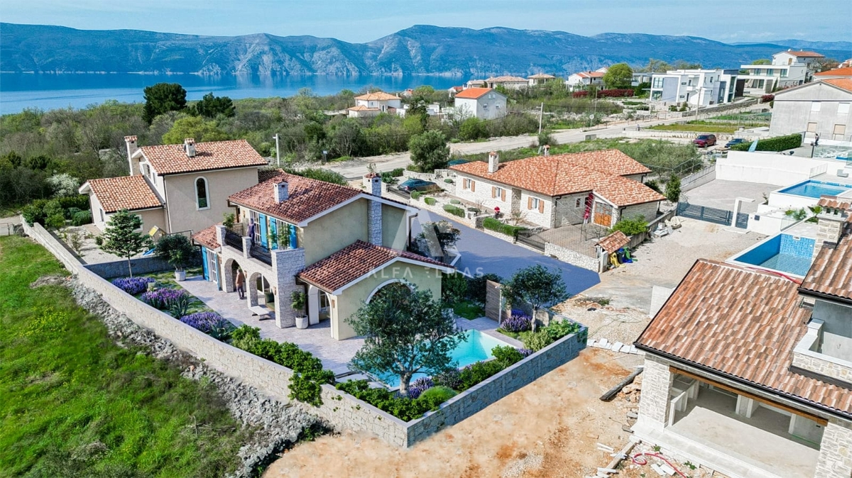 Rustikalna mediteranska vila z bazenom in pogledom na morje - ID 534
