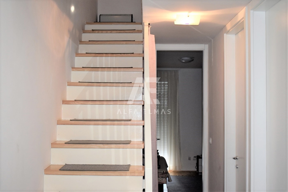 Krk, dvoetažni apartma na atraktivni lokaciji!! ID 119