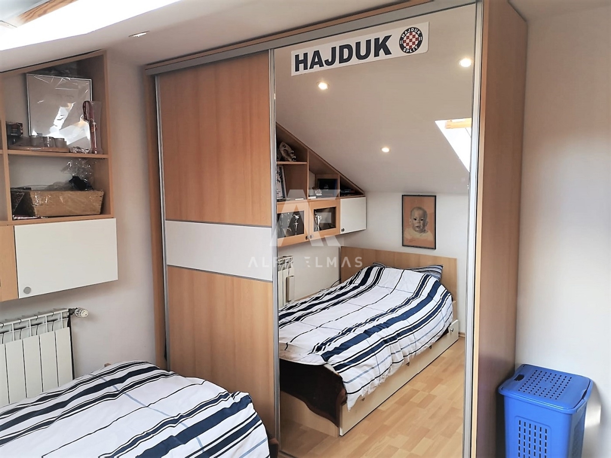  Malinska dvoetažni apartma s pogledom na morje!! ID 276