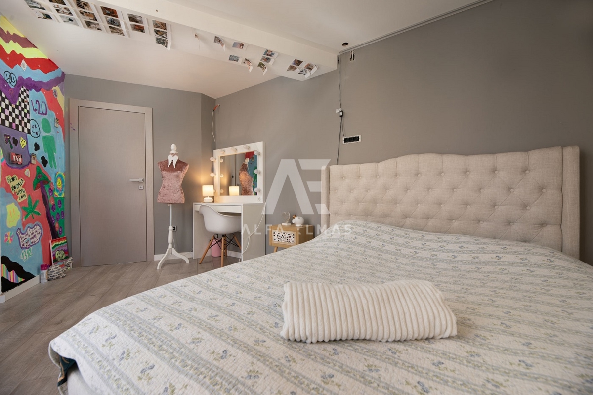 Vrbnik, okolica, mediteranska kamnita vila z bazenom!! ID 320