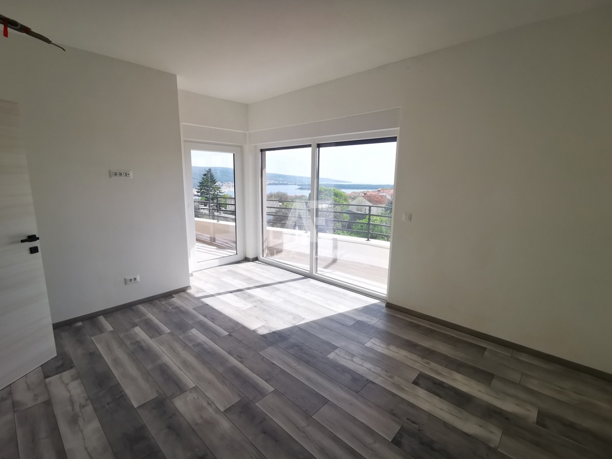 Samostojna mediteranska vila z bazenom na Krku - ID 400