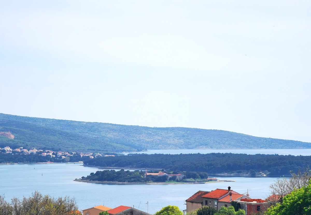 Samostojna mediteranska vila z bazenom na Krku - ID 400