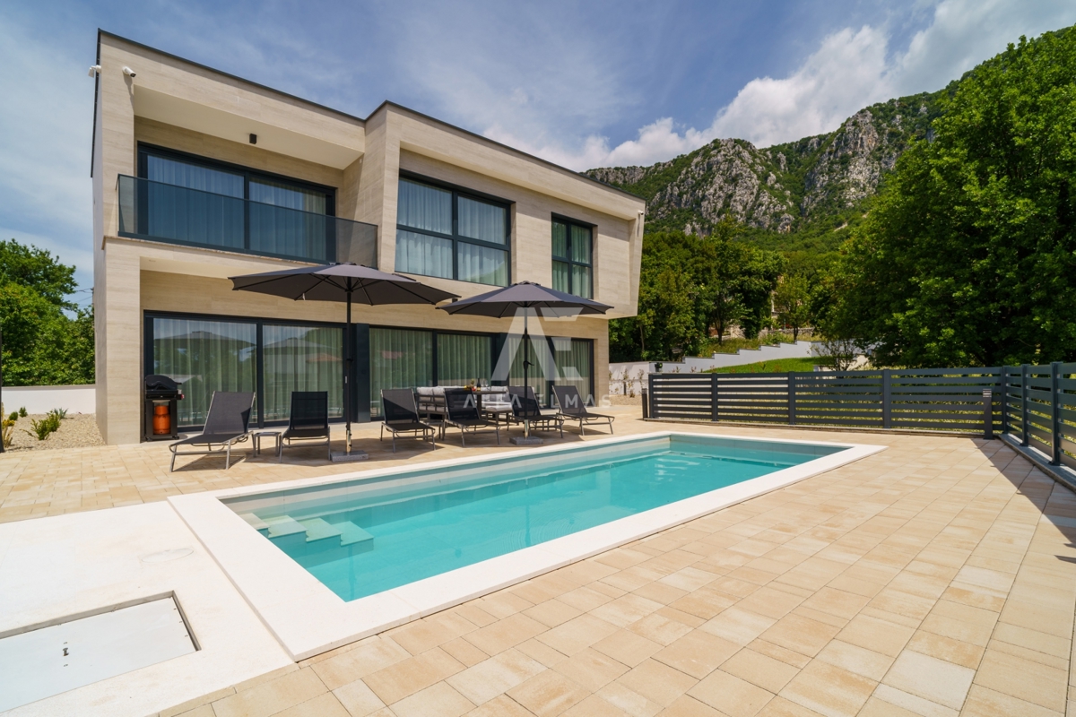 Crikvenica, okolica, impresivna vila s pogledom na morje! ID 618