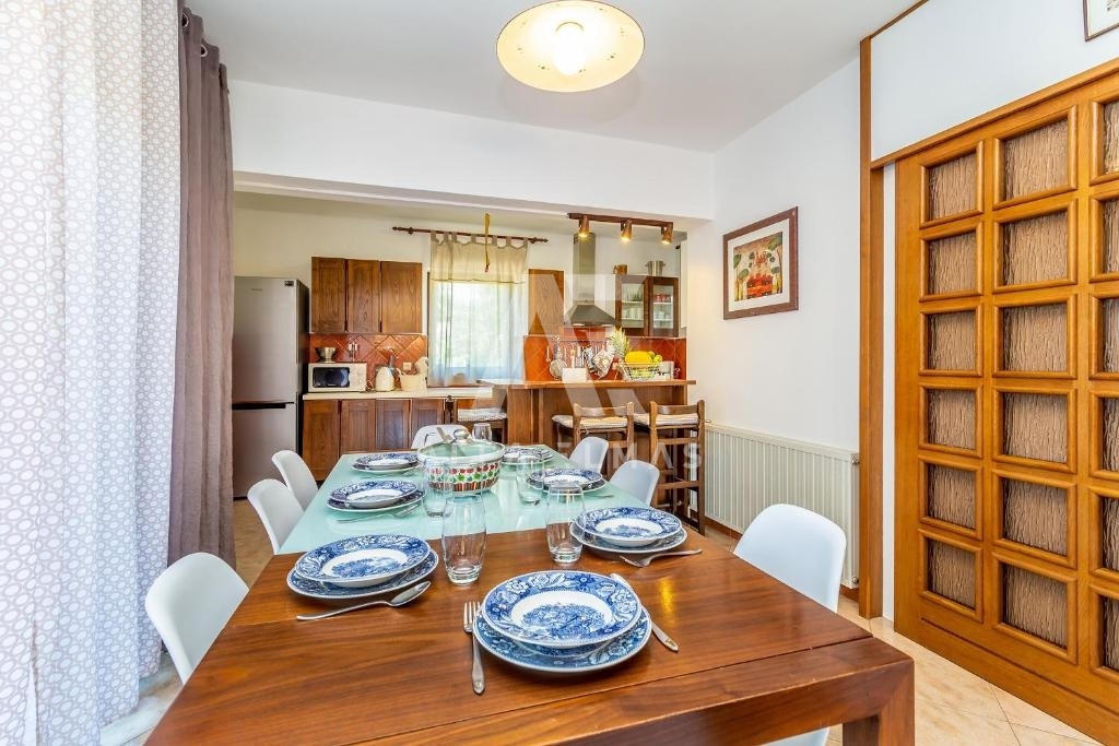 Krk, okolica, hiša s tremi apartmaji na mirni lokaciji! ID 84