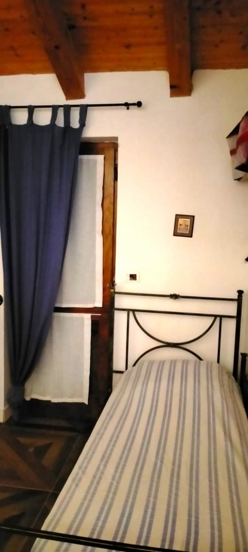 Hiša na Cresu blizu plaže, idealna za miren oddih! ID 561