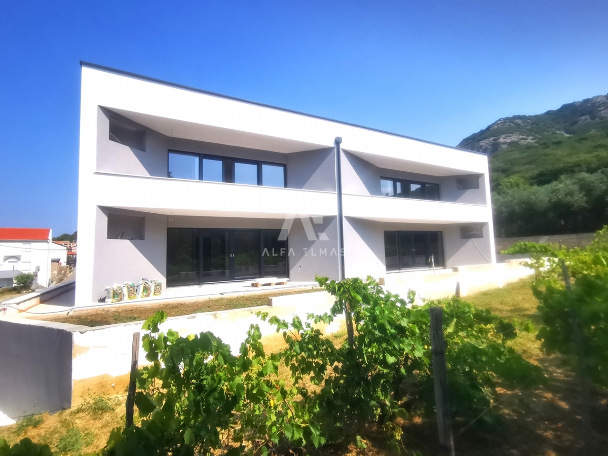 Apartment of 60.47 m² on the first floor of a villa near Baška - ID 586
