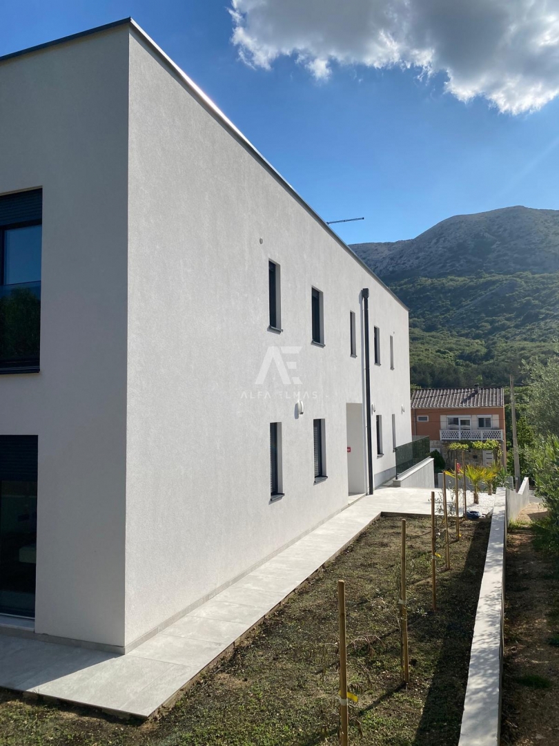 Apartment of 60.47 m² on the first floor of a villa near Baška - ID 586