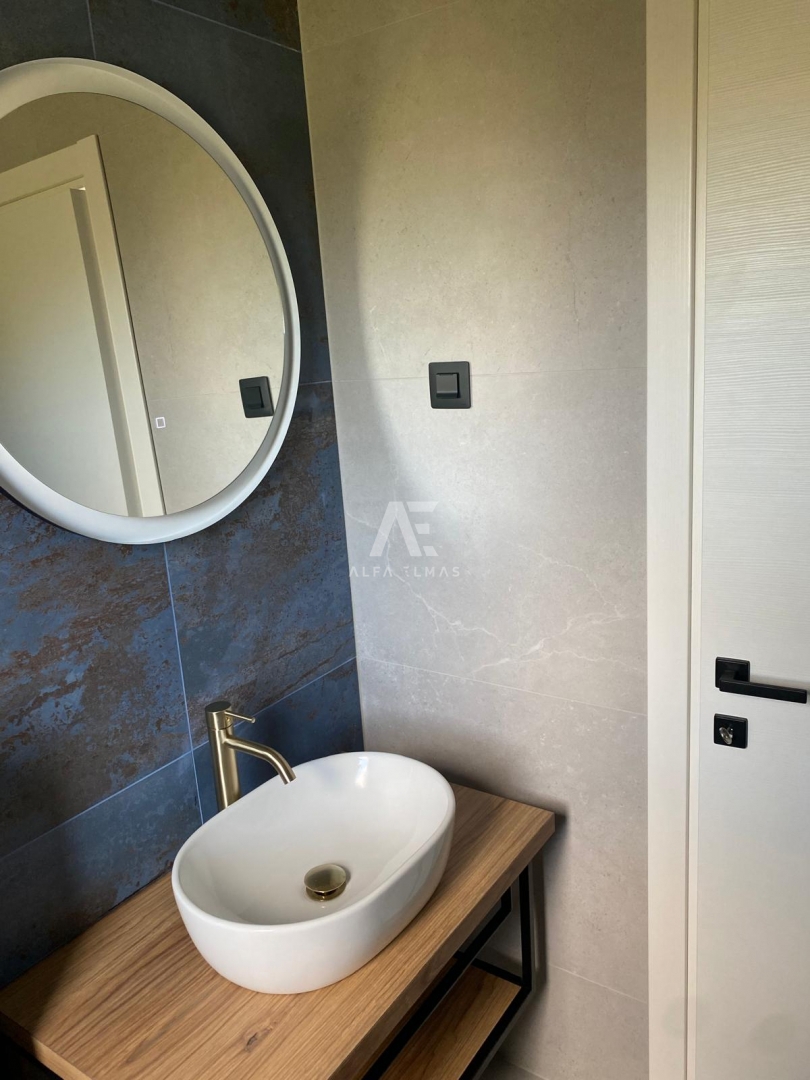 Apartment of 60.47 m² on the first floor of a villa near Baška - ID 586