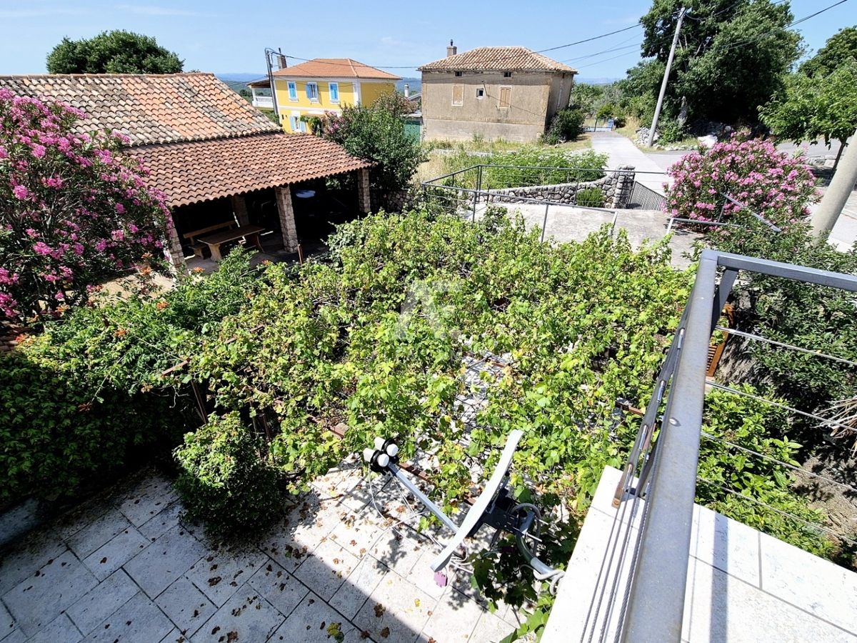 Vrbnik, okolica, dvojček s pogledom na morje! ID 623