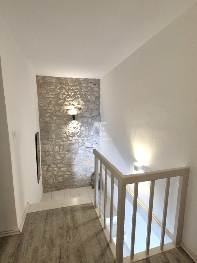 Vrbnik, okolica, dvojček s pogledom na morje! ID 623
